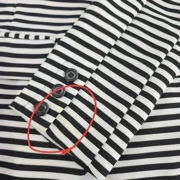 Soho Apparel Striped Button Stretch Blazer Women's S - Picture 7 of 10